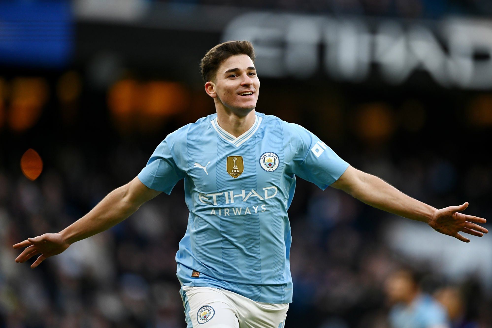 开云体育入口-关于今晨足总杯传出新动向，多伦多猛龙刷新队史纪录，管理层表态：压力陡增，训练强度明显提升的信息